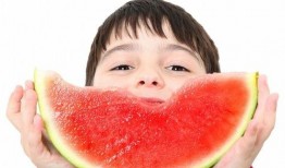 娱乐吃小瓜,吃小瓜背后的故事与真相