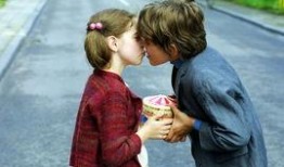 娱乐吃瓜君两小无猜,揭秘两小无猜的甜蜜幕后