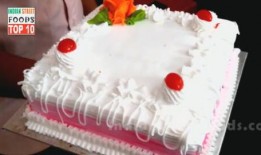 娱乐吃瓜酱哥哥切蛋糕,甜蜜瞬间引网友热议