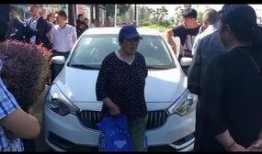 娱乐吃瓜碰瓷片段,吃瓜群众围观明星“互撕”大戏