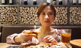 娱乐吃瓜君粉丝近亿,粉丝破亿，揭秘娱乐圈幕后风云