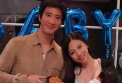 824娱乐圈吃瓜,揭秘明星幕后真相，吃瓜群众狂欢时刻