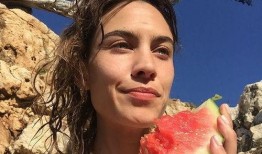 吃瓜各国娱乐圈,吃瓜群众眼中的星光璀璨